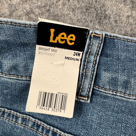 Lee Shorts Womens Plus Size 24W Denim Jean Bermuda Stretch Rolled 8" Inseam NEW - Picture 4 of 11